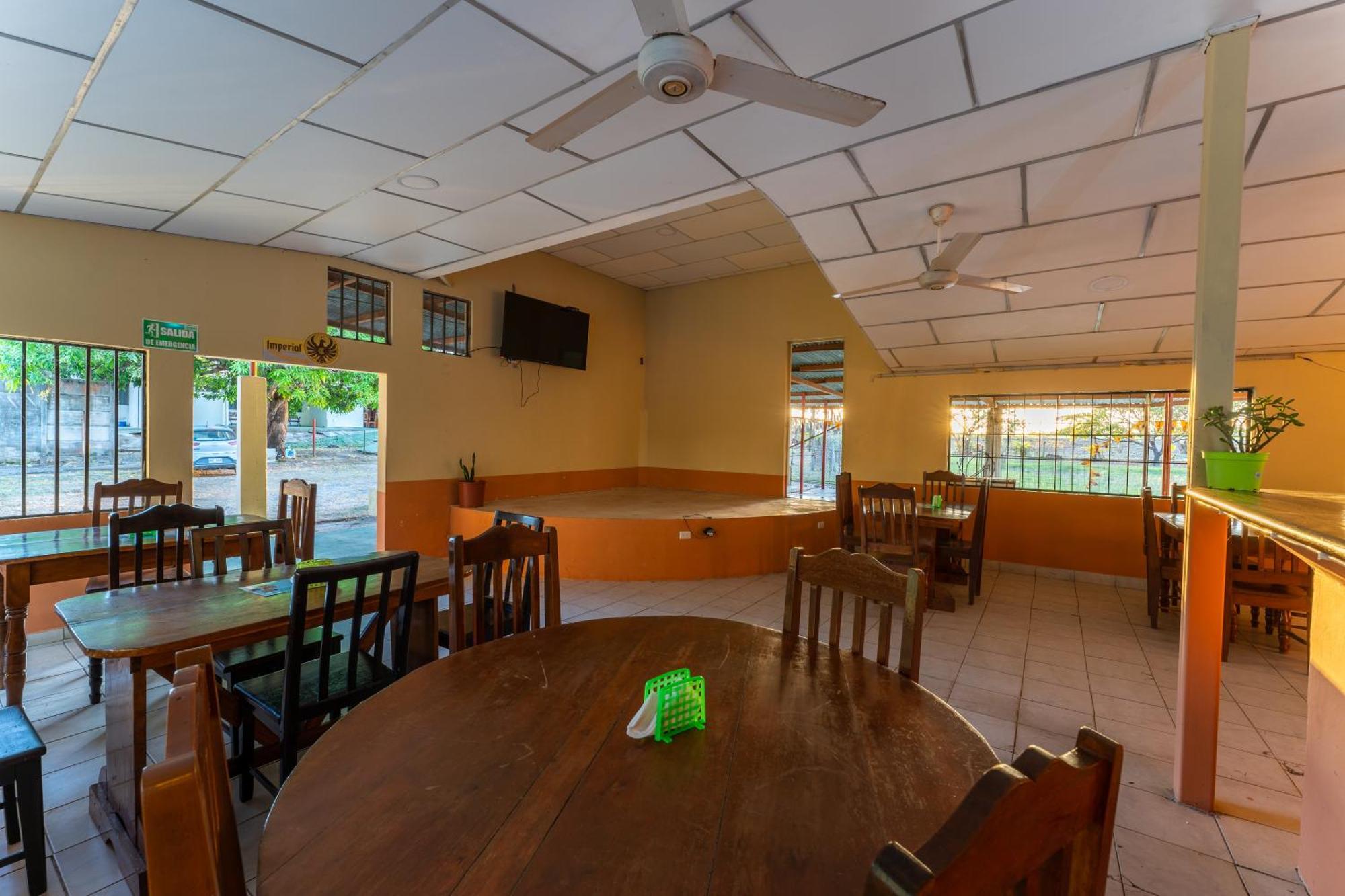 El Cocobolo Food&Rest Room 6 Bed And Breakfast Wifi Ac Pkg Gratis Ліберія Екстер'єр фото